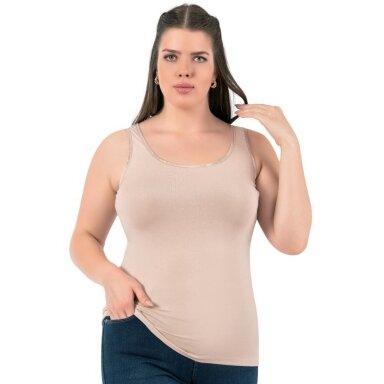 Didelio dydžio moteriški marškinėliai plačiomis petnešomis, puošti atlasine juostele, didesnio dydžio 3XL-7XL Ozkan 25922 kūno spalva Didelio dydžio moteriški marškinėliai plačiomis petnešomis, puošti atlasine juostele, didesnio dydžio 3XL-7XL Ozkan 25922 kūno spalva