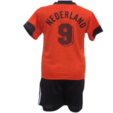 Olandija. Futbolo apranga vaikams nuo 2-14 metų.